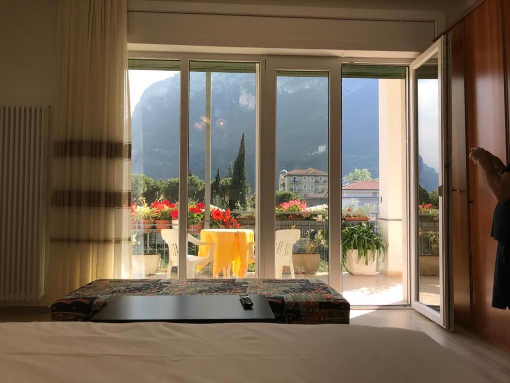 Eagle Rooms Riva del Garda Exterior photo